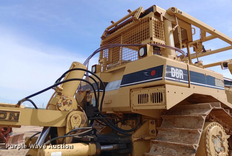 image for item NU9842 2001 Caterpillar D8R cable plow