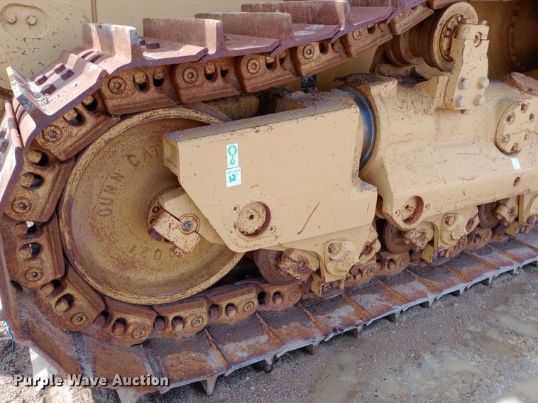 image for item NU9842 2001 Caterpillar D8R cable plow