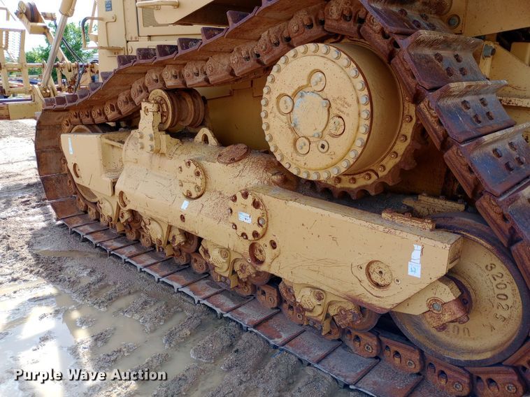 image for item NU9842 2001 Caterpillar D8R cable plow