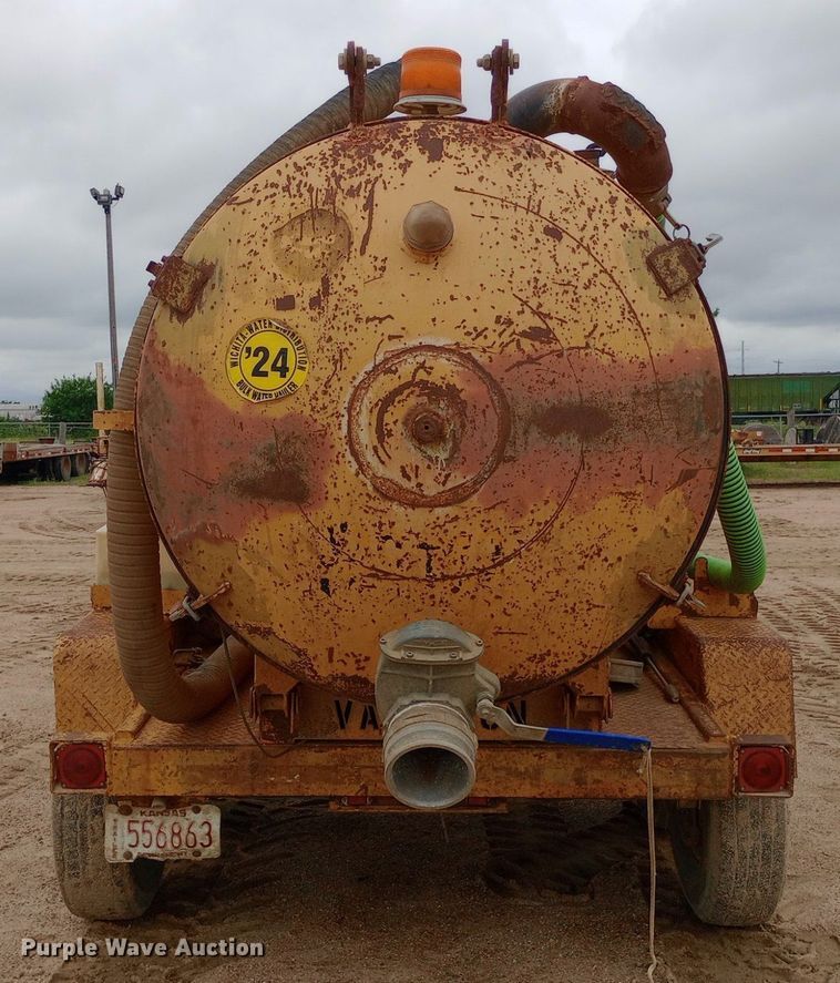 image for item NU9843 1999 Vac-tron PMD-800GT vacuum excavator