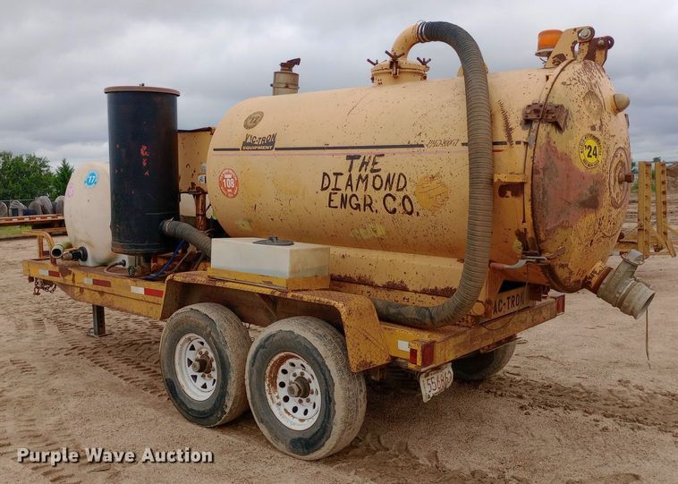 image for item NU9843 1999 Vac-tron PMD-800GT vacuum excavator