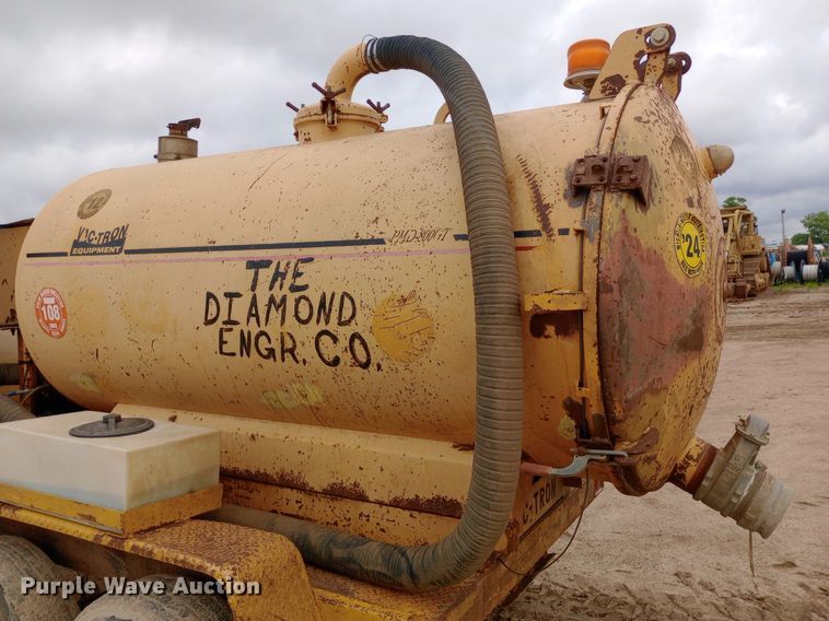 image for item NU9843 1999 Vac-tron PMD-800GT vacuum excavator