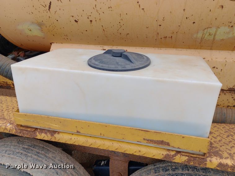 image for item NU9843 1999 Vac-tron PMD-800GT vacuum excavator