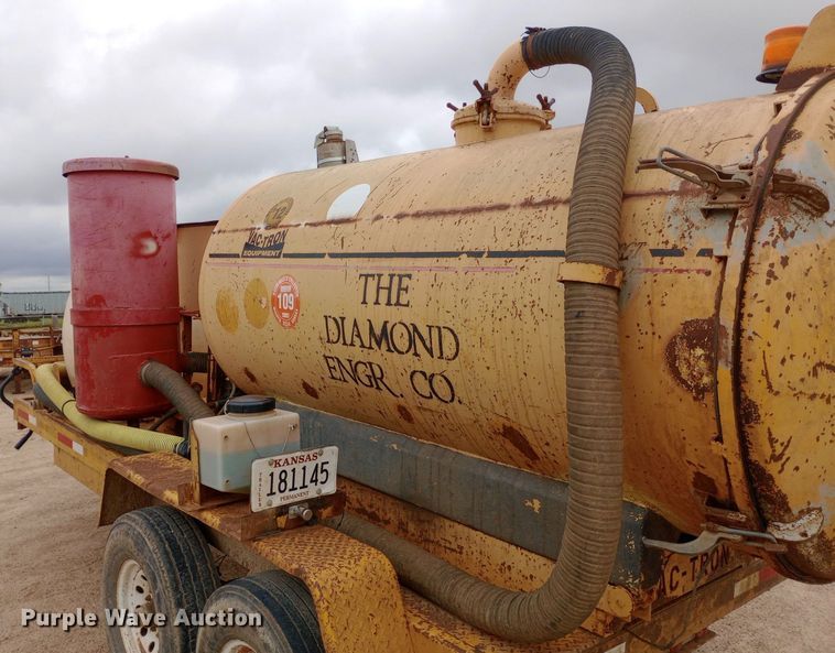 image for item NU9844 1999 Vac-tron PMD-800GT vacuum excavator