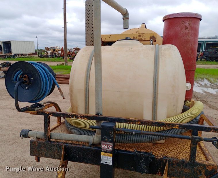 image for item NU9844 1999 Vac-tron PMD-800GT vacuum excavator