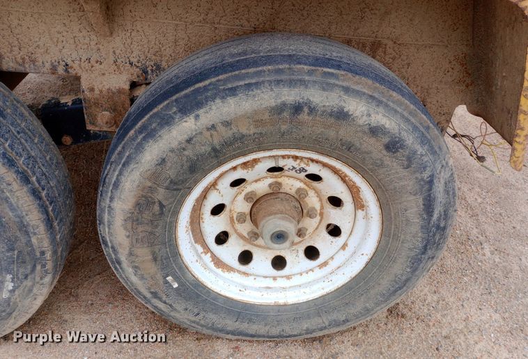 image for item NU9844 1999 Vac-tron PMD-800GT vacuum excavator