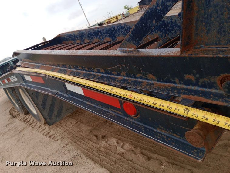 image for item NU9849 2005 Redi Haul equipment trailer