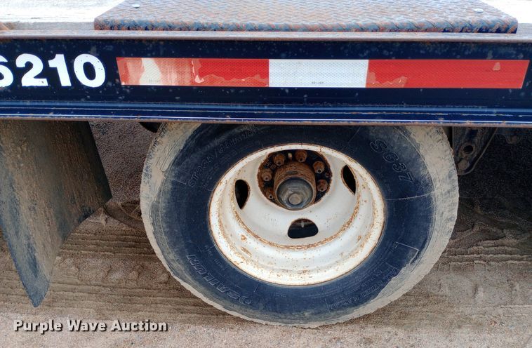 image for item NU9849 2005 Redi Haul equipment trailer