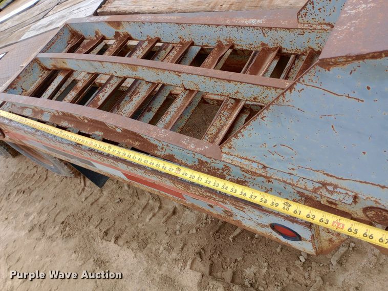 image for item NU9851 1998 Interstate 18DT equipment trailer