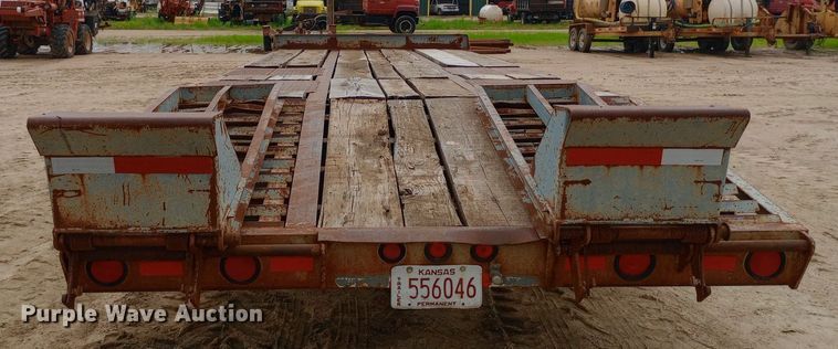 image for item NU9851 1998 Interstate 18DT equipment trailer