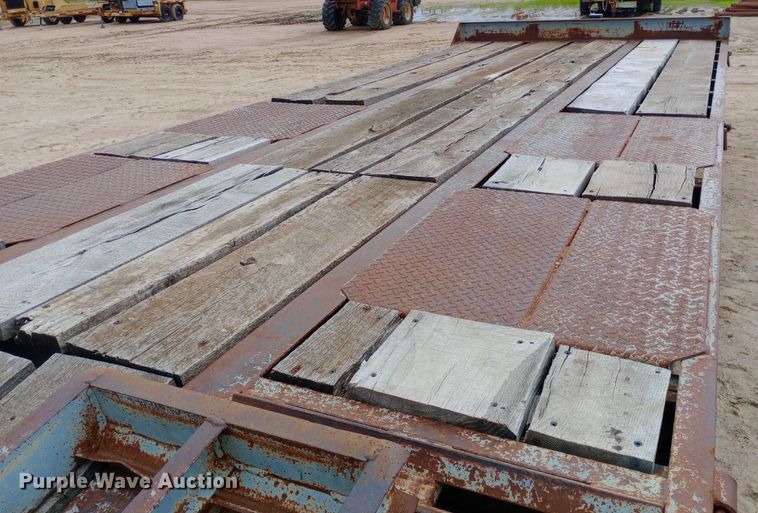 image for item NU9851 1998 Interstate 18DT equipment trailer