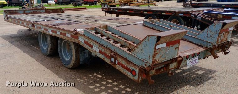 image for item NU9852 1993 Interstate 20DT equipment trailer