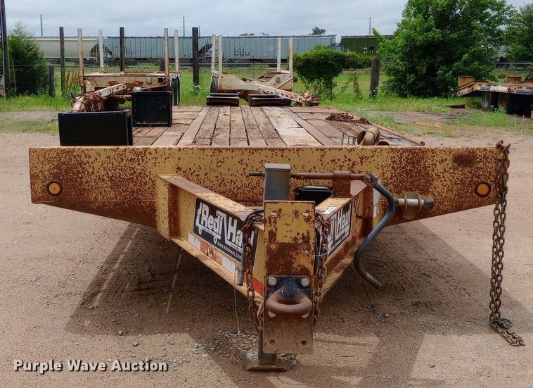 image for item NU9859 2005 Redi Haul ML7460E equipment trailer