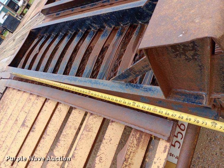 image for item NU9859 2005 Redi Haul ML7460E equipment trailer