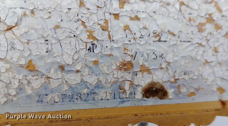 image for item NU9859 2005 Redi Haul ML7460E equipment trailer