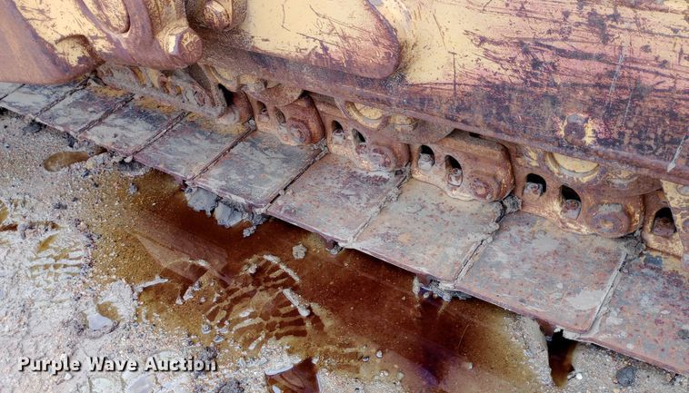 image for item NU9860 1984 Caterpillar  D7G dozer