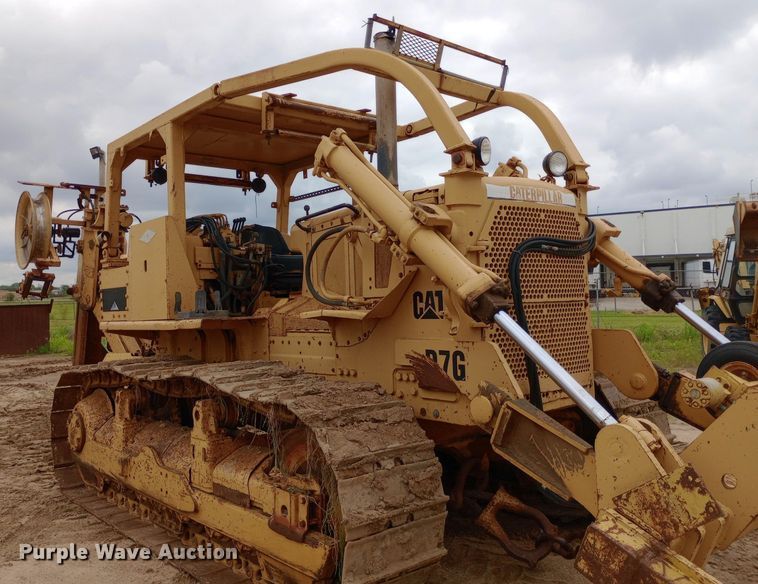 image for item NU9861 1980 Caterpillar  D7G LGP cable plow