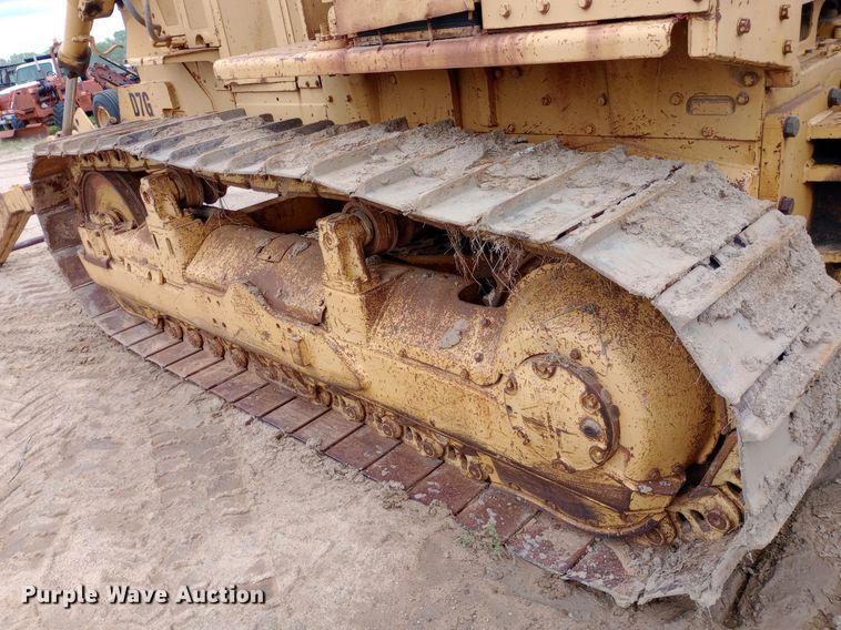 image for item NU9861 1980 Caterpillar  D7G LGP cable plow