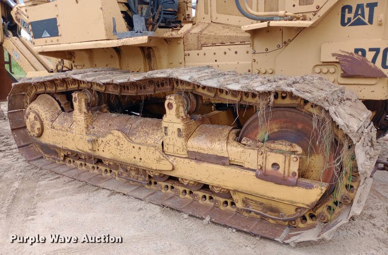 image for item NU9861 1980 Caterpillar  D7G LGP cable plow