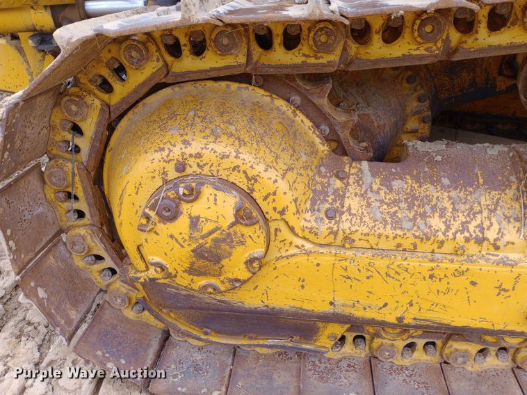 image for item NU9861 1980 Caterpillar  D7G LGP cable plow