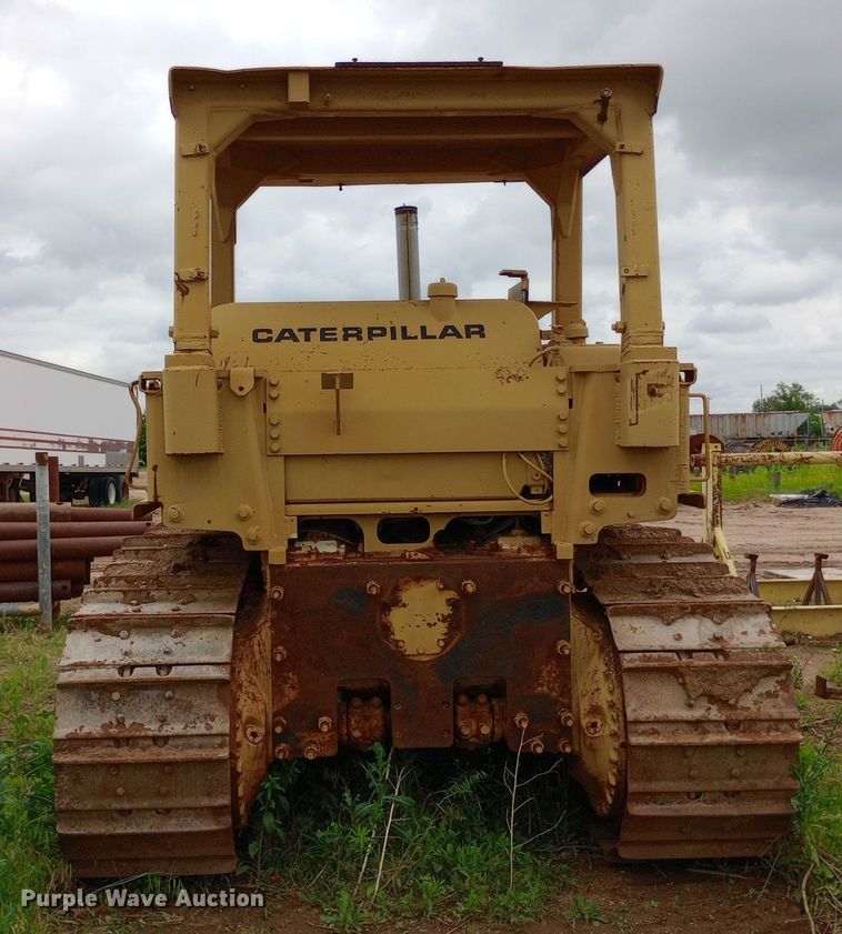 image for item NU9862 1975 Caterpillar D7F dozer