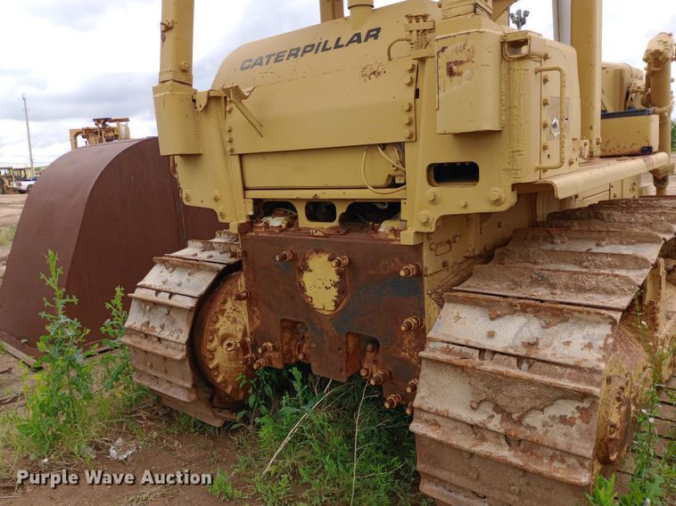 image for item NU9862 1975 Caterpillar D7F dozer