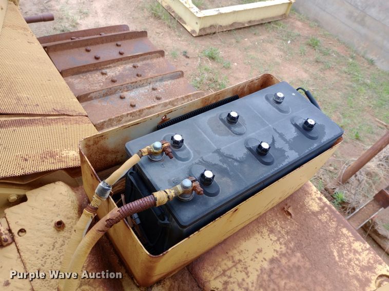 image for item NU9862 1975 Caterpillar D7F dozer