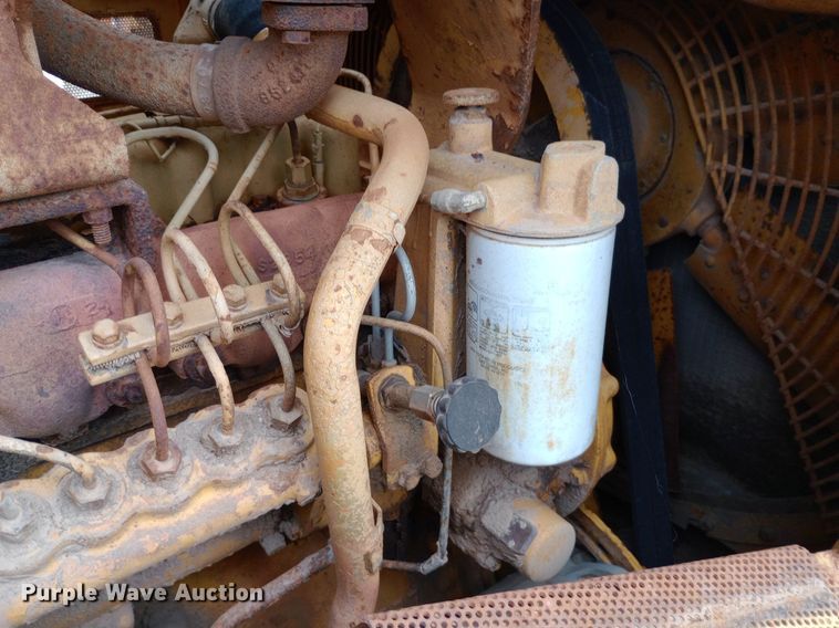 image for item NU9862 1975 Caterpillar D7F dozer