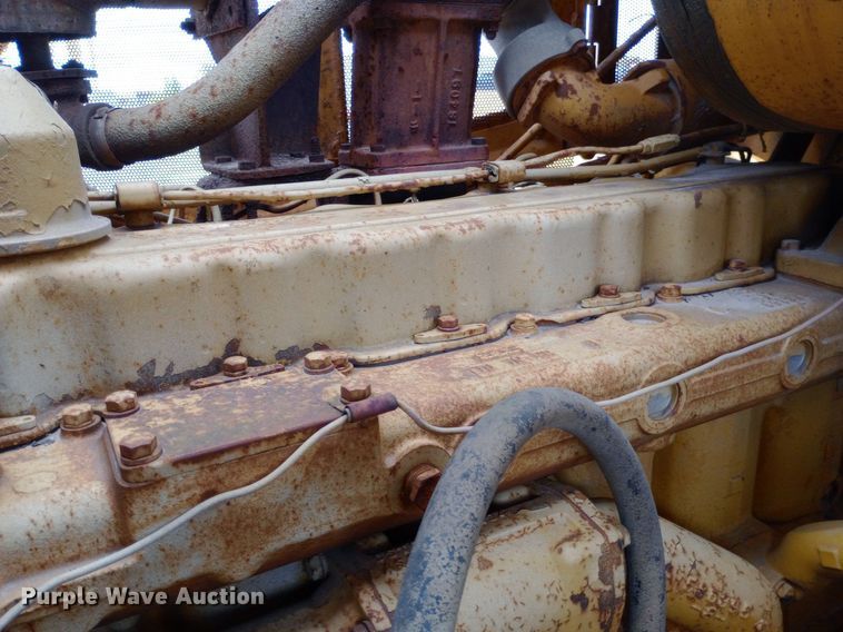 image for item NU9862 1975 Caterpillar D7F dozer