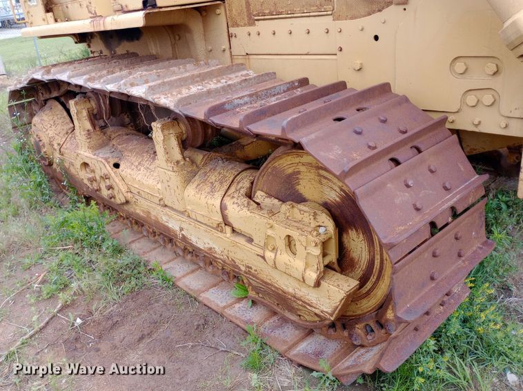 image for item NU9862 1975 Caterpillar D7F dozer