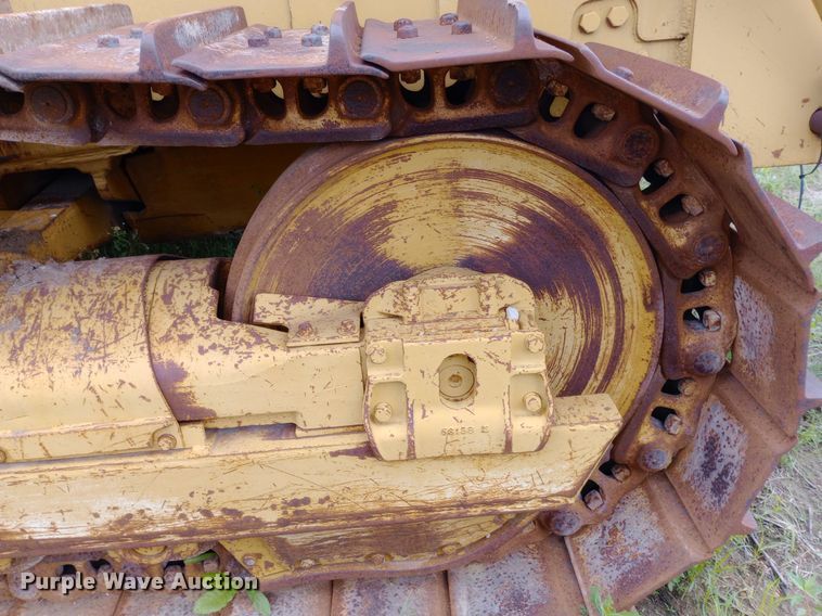 image for item NU9862 1975 Caterpillar D7F dozer