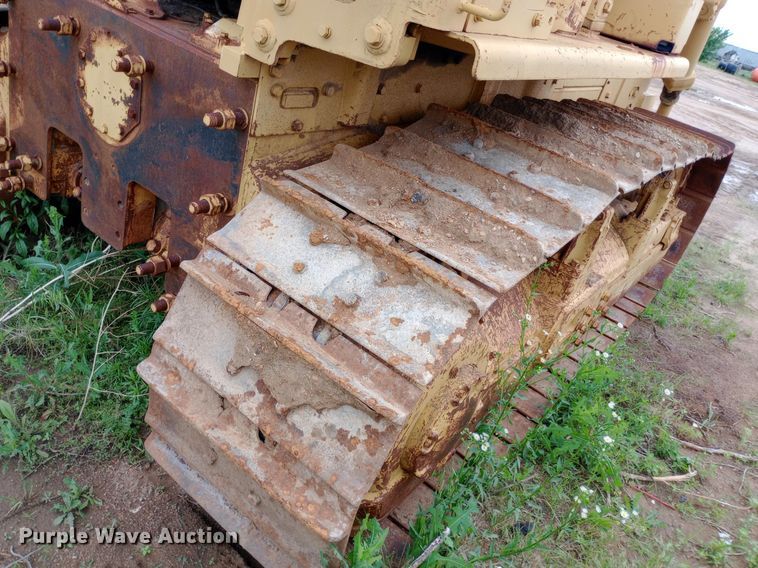 image for item NU9862 1975 Caterpillar D7F dozer