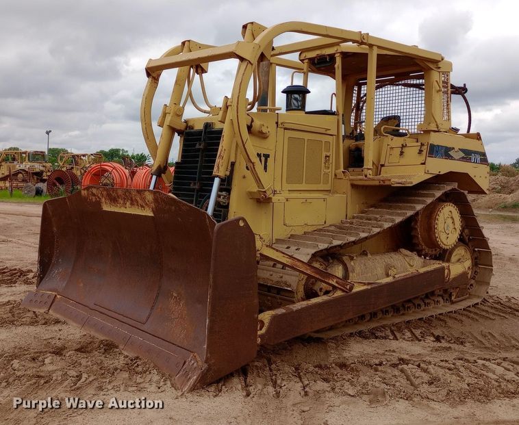 image for item NU9863 Caterpillar  D7H dozer