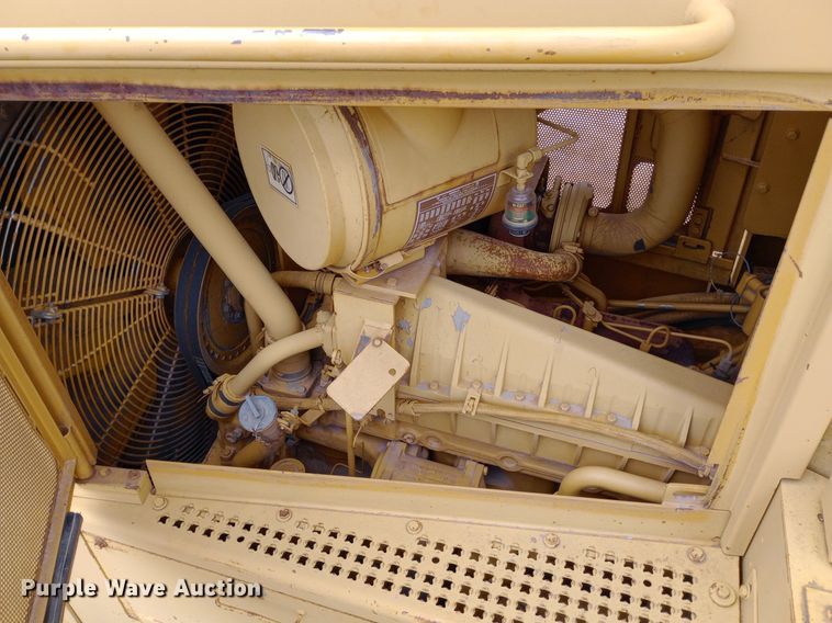 image for item NU9863 Caterpillar  D7H dozer