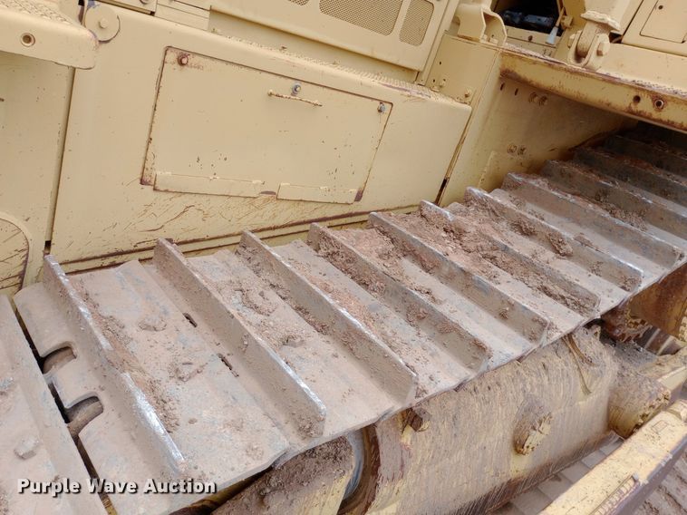 image for item NU9863 Caterpillar  D7H dozer