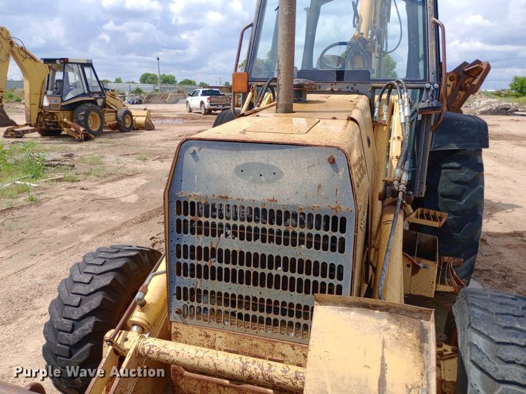 image for item NU9865 Ford 555C backhoe