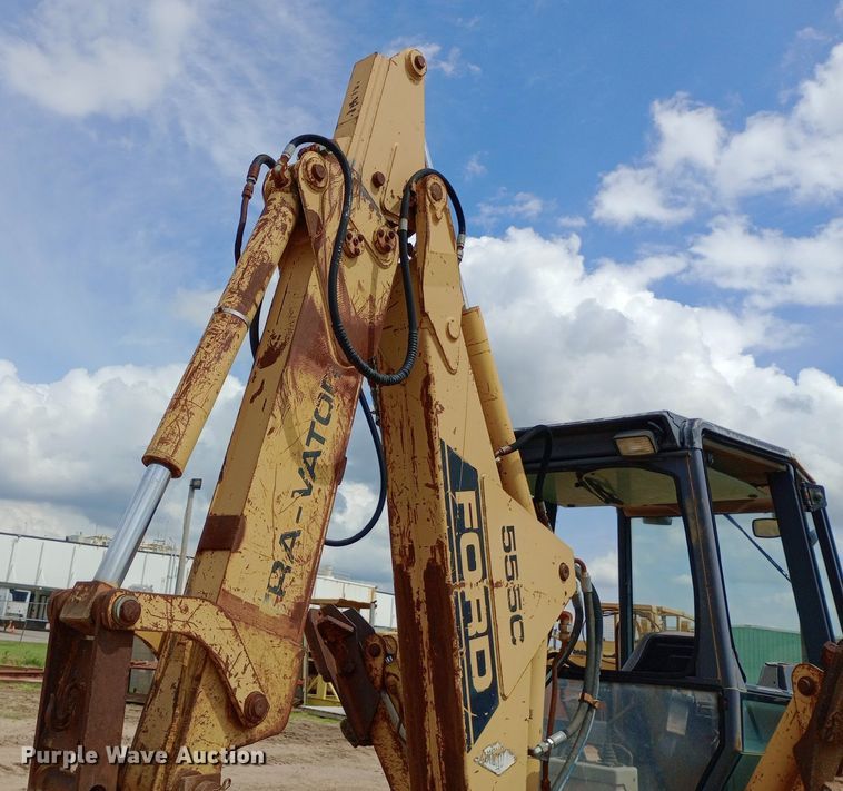 image for item NU9865 Ford 555C backhoe