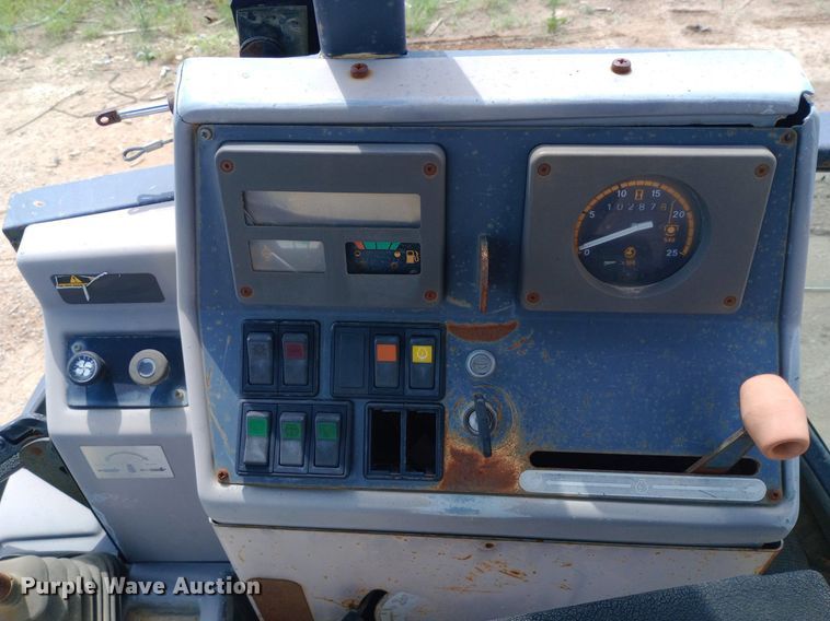 image for item NU9865 Ford 555C backhoe