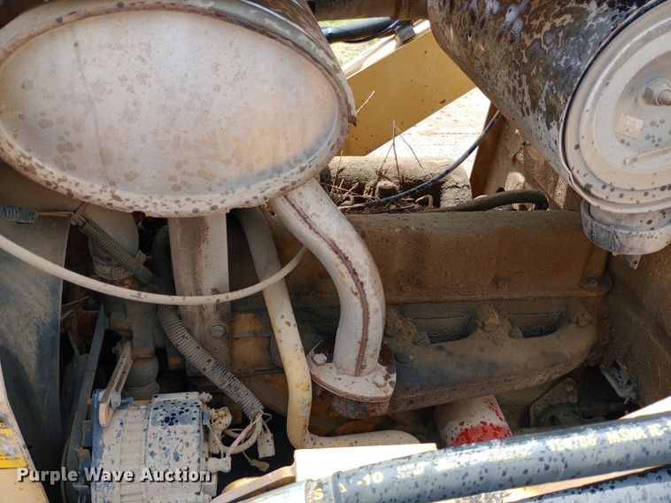 image for item NU9865 Ford 555C backhoe