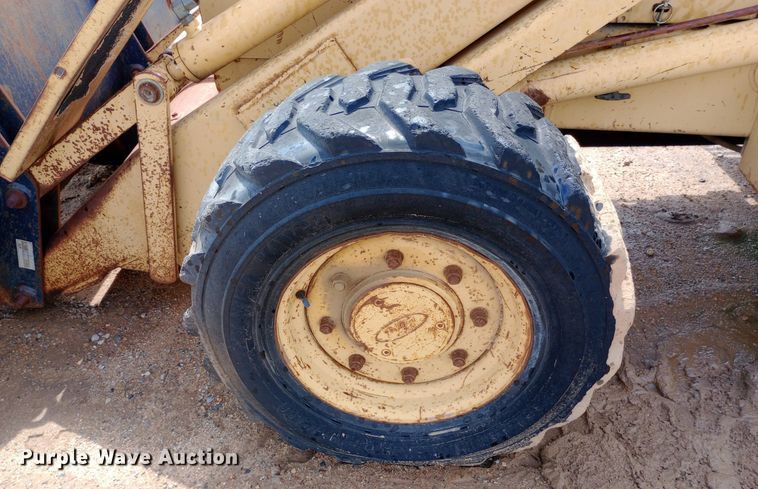 image for item NU9865 Ford 555C backhoe