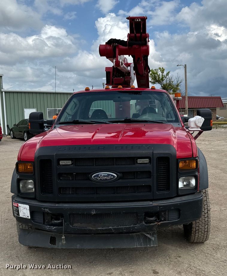image for item NU9866 2009 Ford F550 Super Duty XL SuperCab bucket truck 