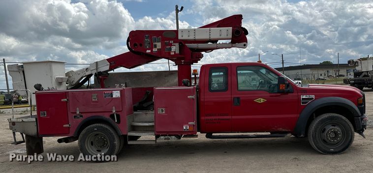 image for item NU9866 2009 Ford F550 Super Duty XL SuperCab bucket truck 