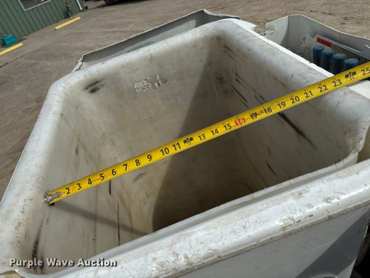 image for item NU9866 2009 Ford F550 Super Duty XL SuperCab bucket truck 