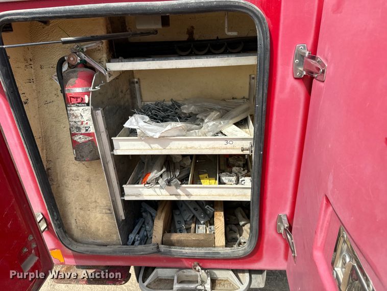 image for item NU9866 2009 Ford F550 Super Duty XL SuperCab bucket truck 