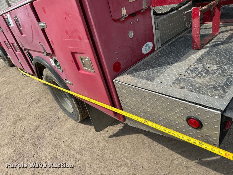 image for item NU9866 2009 Ford F550 Super Duty XL SuperCab bucket truck 