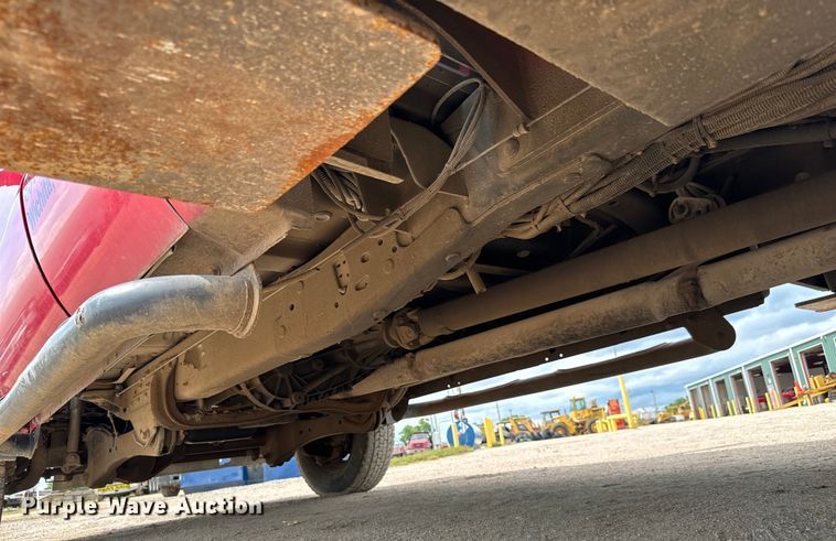 image for item NU9866 2009 Ford F550 Super Duty XL SuperCab bucket truck 