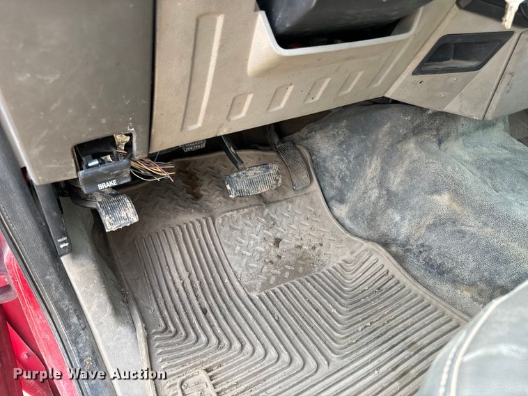 image for item NU9866 2009 Ford F550 Super Duty XL SuperCab bucket truck 