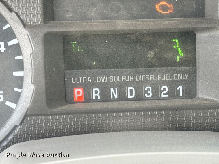 image for item NU9866 2009 Ford F550 Super Duty XL SuperCab bucket truck 