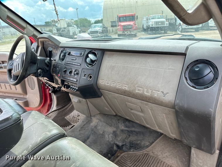 image for item NU9866 2009 Ford F550 Super Duty XL SuperCab bucket truck 