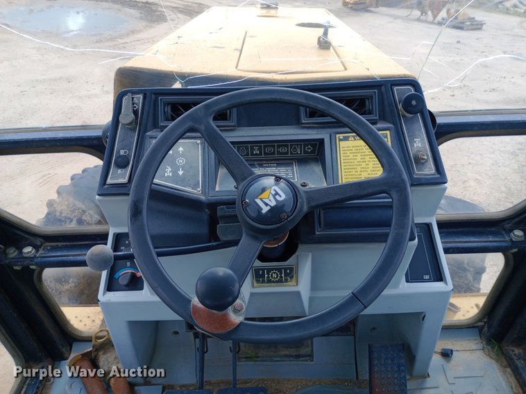 image for item NU9868 1995 Caterpillar 416B backhoe